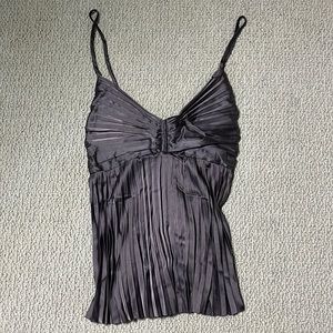 (NWT) Grey Sleeveless Womens Top